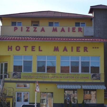 Hotel Maier Hunedoara Exterior photo